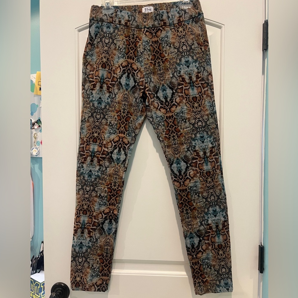 Bevy Flog Patterned Snake Print Pants